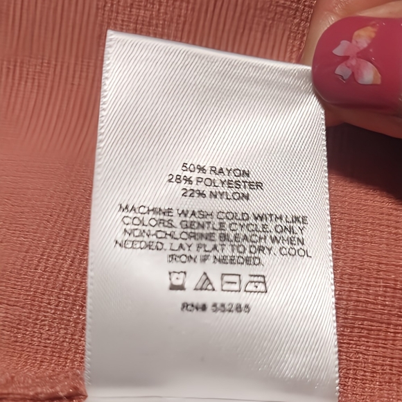 Express | Cropped Sweater Cami - Picture 5 of 6